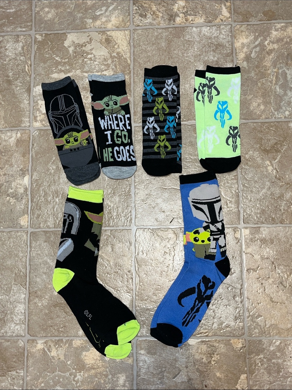 Star Wars Mandalorian & Grogu Crew Socks - Assorted Green, Black, Blue